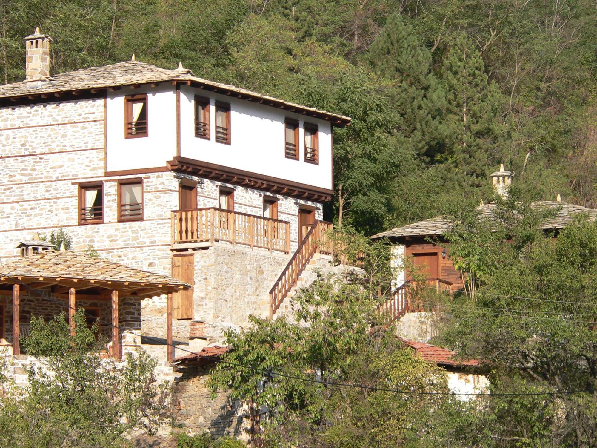 Complex Kosovo Houses Exteriér fotografie