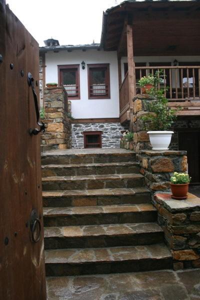 Complex Kosovo Houses Exteriér fotografie